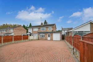 Waterloo Close, Hilcote